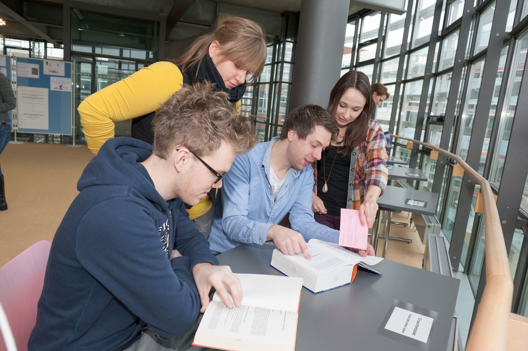 [Translate to English:] Bibliothek Remagen