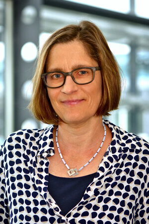 Prof. Dr. Anette Kniephoff-Knebel