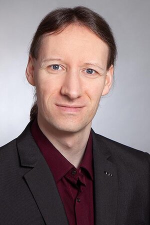 Prof. Dr. André Steimers