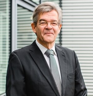 Prof. Dr. Manfred Breitbach